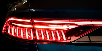 Automotive taillight lighting
