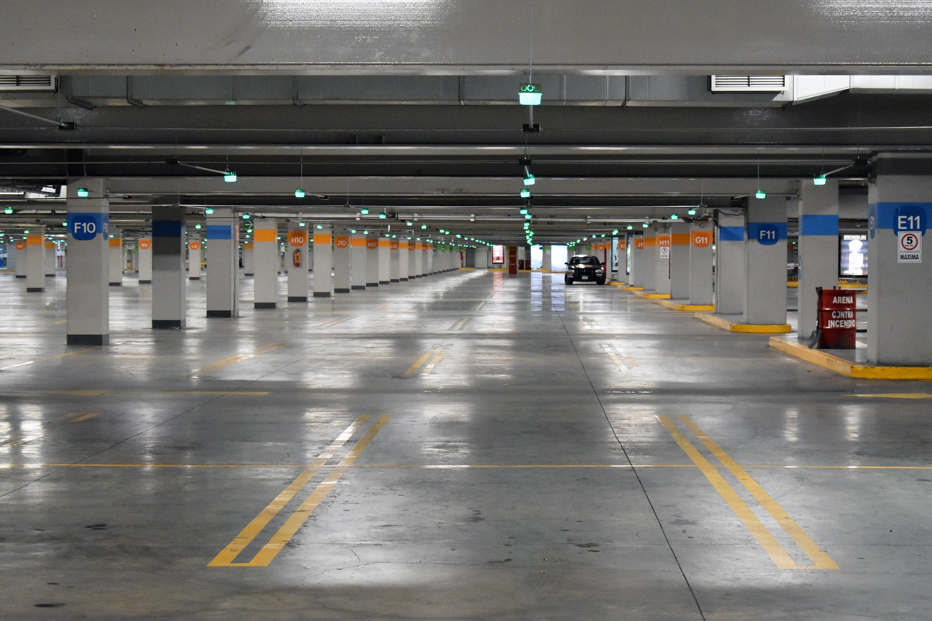 Underground parking lot