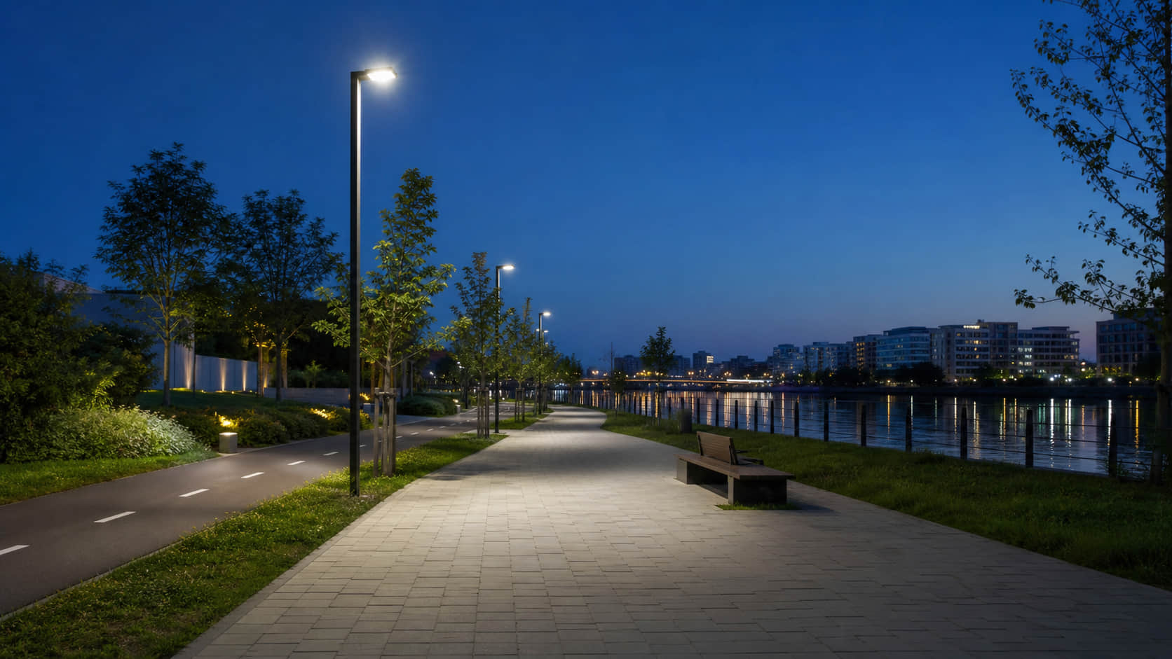 LED street lighting optics for pedestrian paths