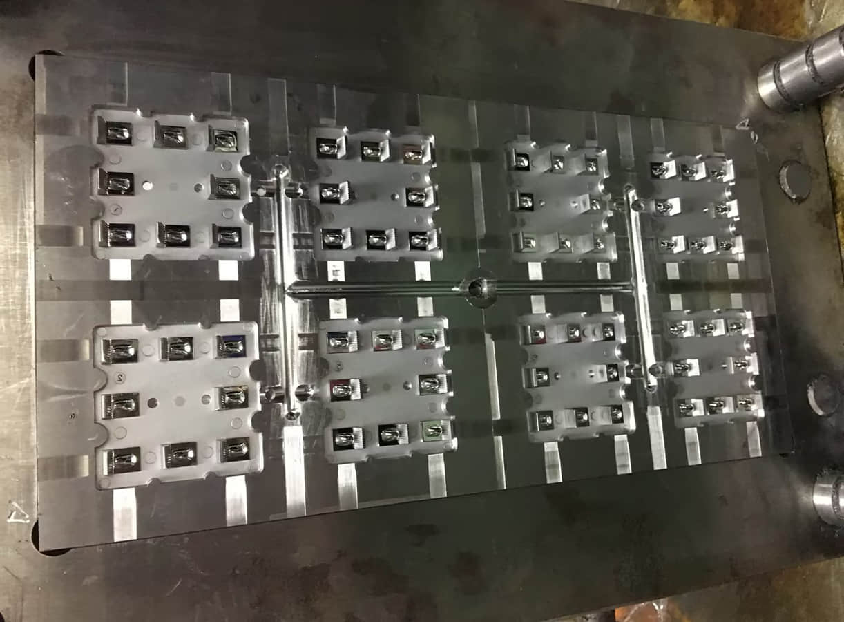 Street light lens mold