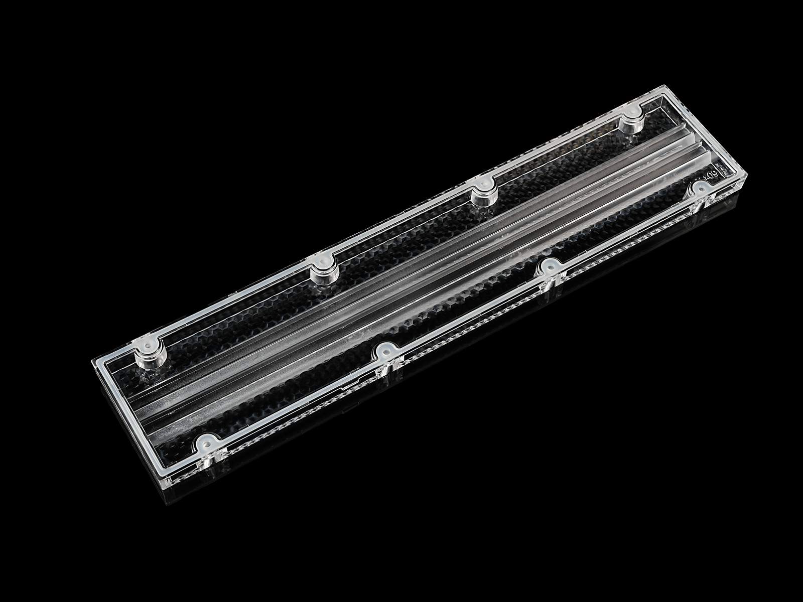 linear lens with 2 rows of LEDs and high lighting efficiency