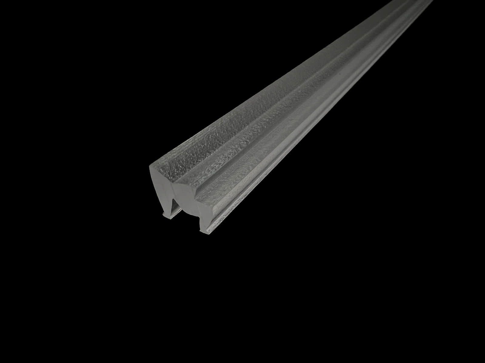 7mm width asymmetric 15degree extruded lens