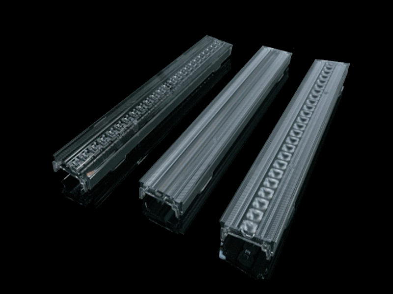 Linear Office Lighting Lens With Recessed Luminaire